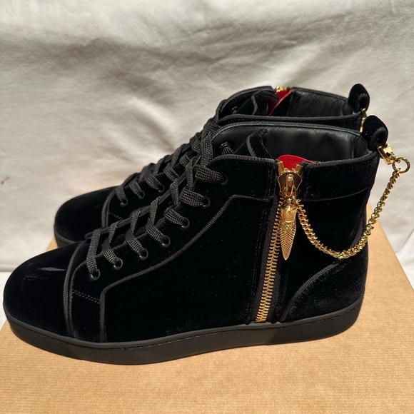 🚫🚫🚫🚫SOLD🚫🚫🚫🚫Christian Louboutin Louis the Lips - Colour Black/Gold - Picture 3 of 9
